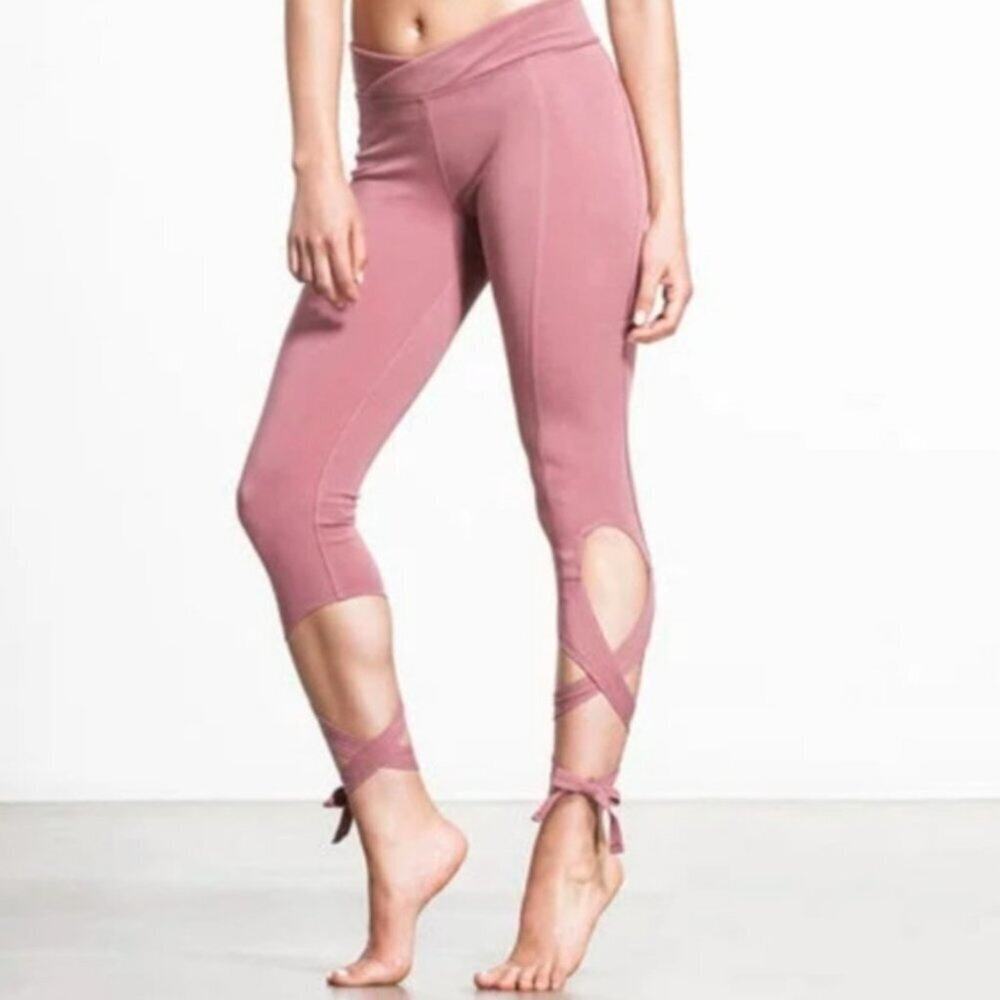 FREE PEOPLE Movement Pink Turnout Leggings Pink || XS